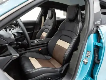 2025 Porsche Taycan с пробегом 1 160 км