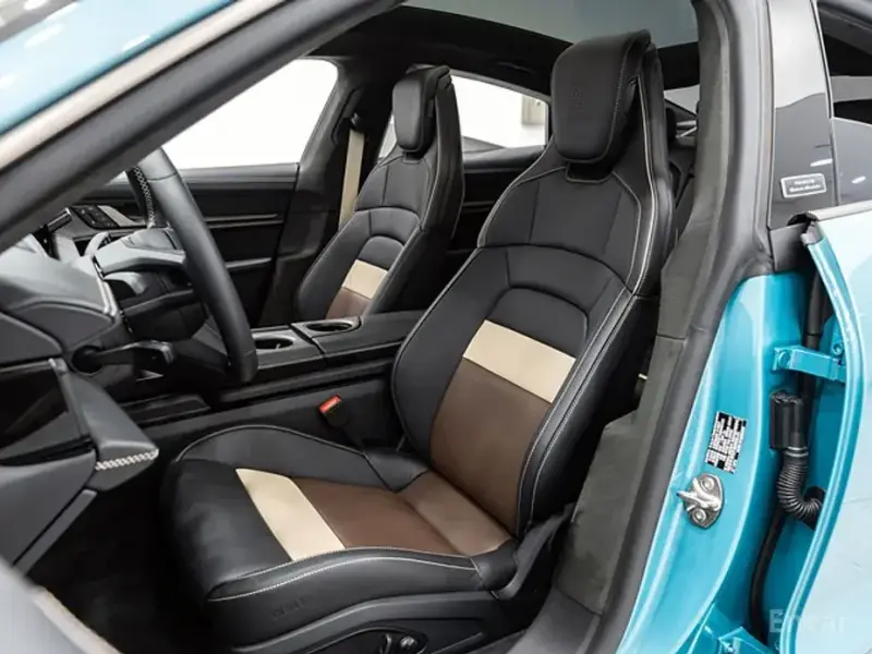 2025 Porsche Taycan с пробегом 1 160 км