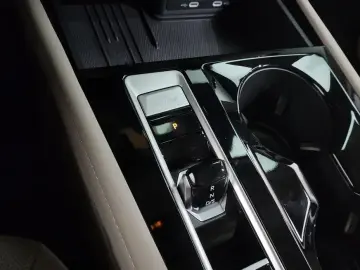2025 Volkswagen Atlas с пробегом 4 880 км