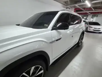 2025 Volkswagen Atlas с пробегом 1 546 км
