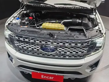 2021 Ford Expedition с пробегом 29 032 км