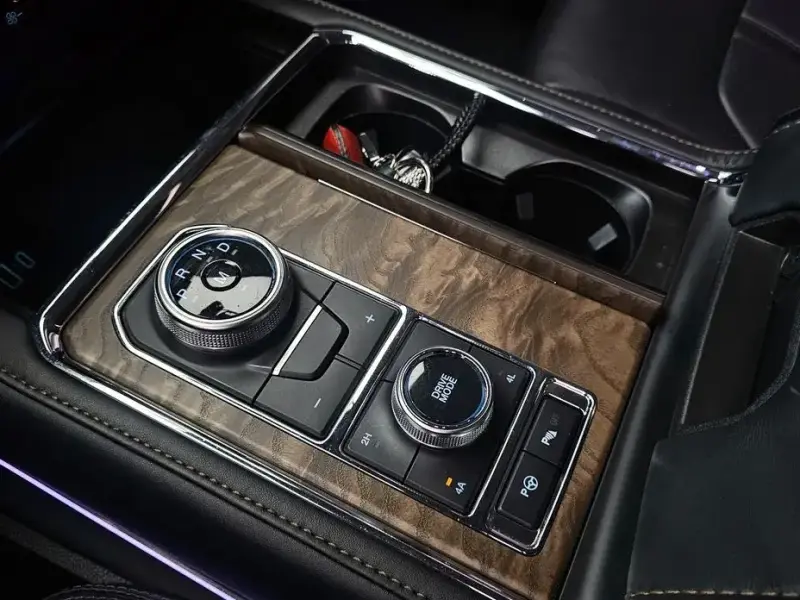 2021 Ford Expedition с пробегом 29 032 км