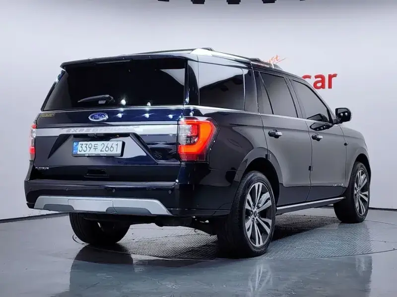 2021 Ford Expedition с пробегом 95 531 км