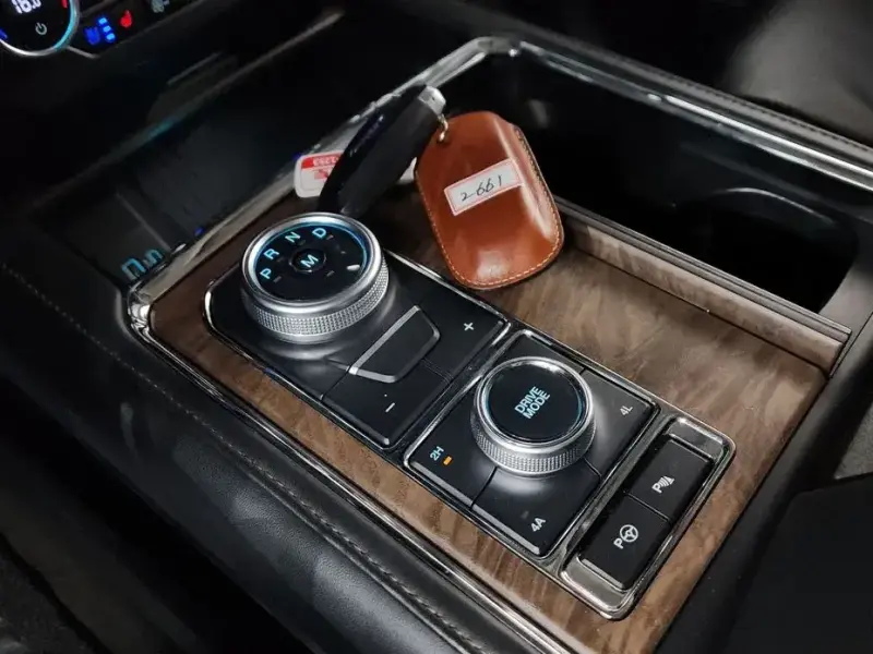 2021 Ford Expedition с пробегом 95 531 км