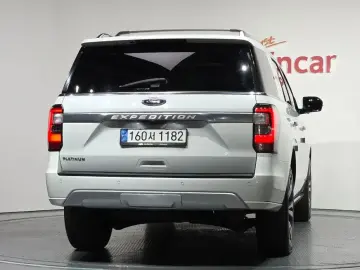 2021 Ford Expedition с пробегом 59 594 км