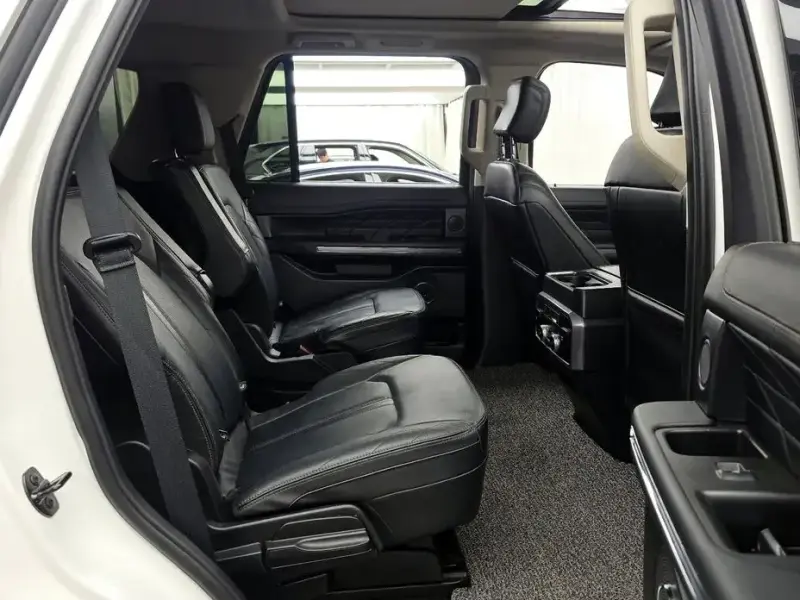 2021 Ford Expedition с пробегом 59 594 км
