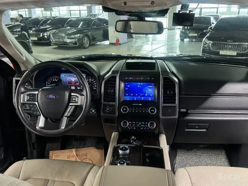 2021 Ford Expedition с пробегом 58 005 км