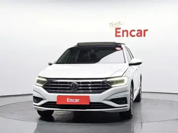 2020 Volkswagen Jetta с пробегом 37 239 км