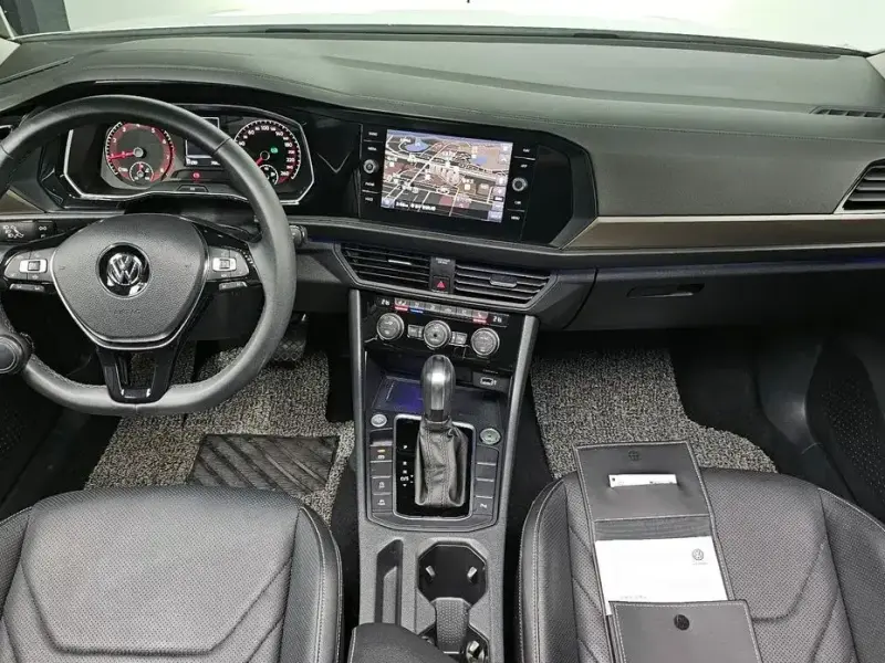 2020 Volkswagen Jetta с пробегом 37 239 км
