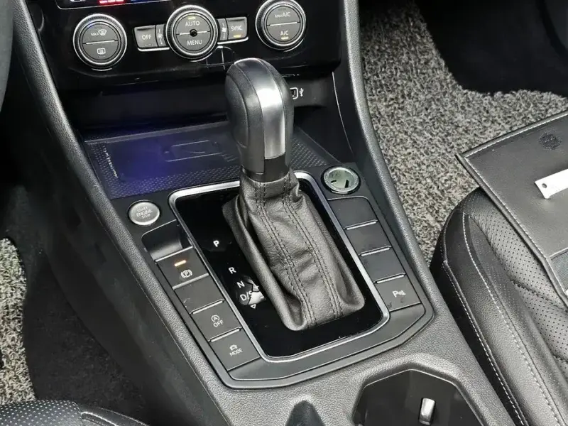 2020 Volkswagen Jetta с пробегом 37 239 км
