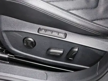 2020 Volkswagen Jetta с пробегом 37 239 км