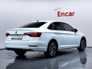2020 Volkswagen Jetta с пробегом 107 597 км