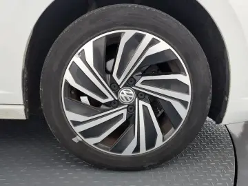 2020 Volkswagen Jetta с пробегом 107 597 км