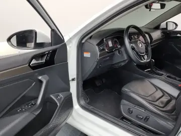 2020 Volkswagen Jetta с пробегом 107 597 км