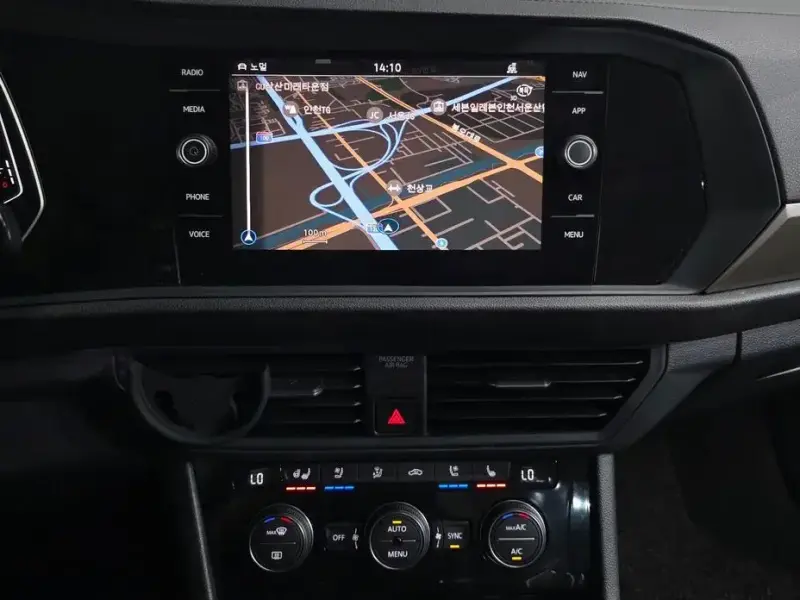 2021 Volkswagen Jetta с пробегом 49 058 км