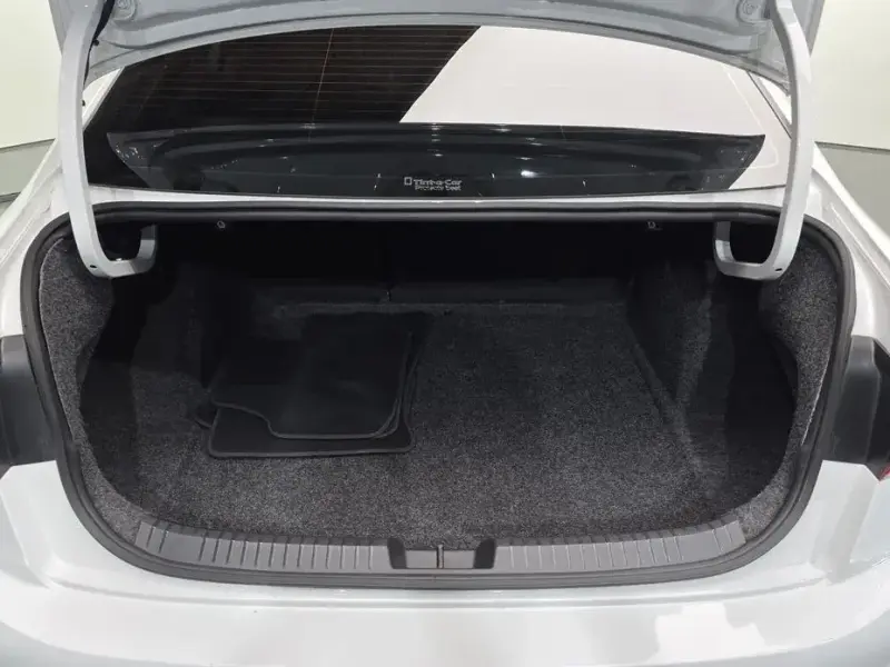 2021 Volkswagen Jetta с пробегом 49 058 км
