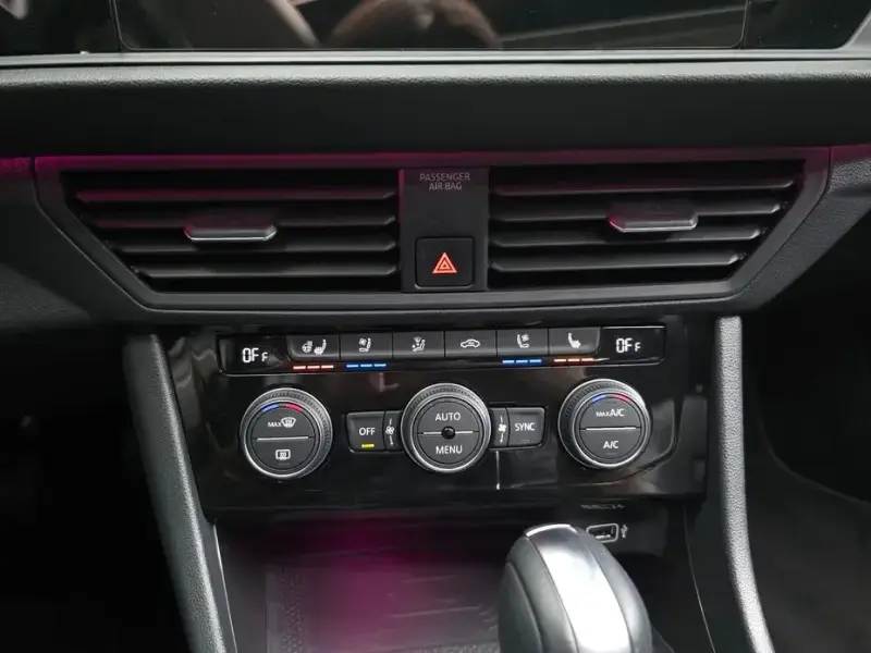 2020 Volkswagen Jetta с пробегом 38 150 км