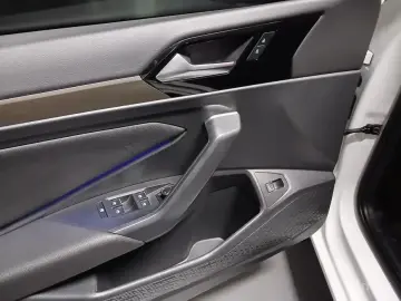 2021 Volkswagen Jetta с пробегом 79 117 км
