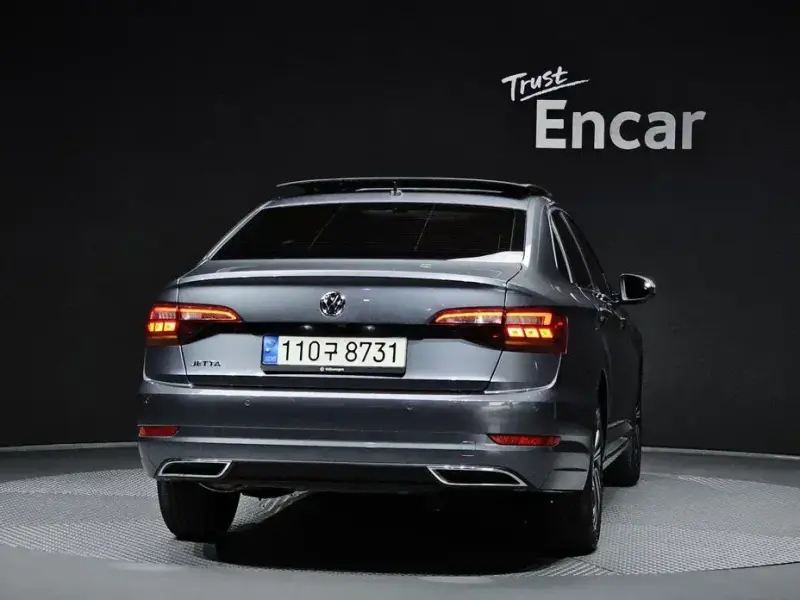 2020 Volkswagen Jetta с пробегом 24 560 км