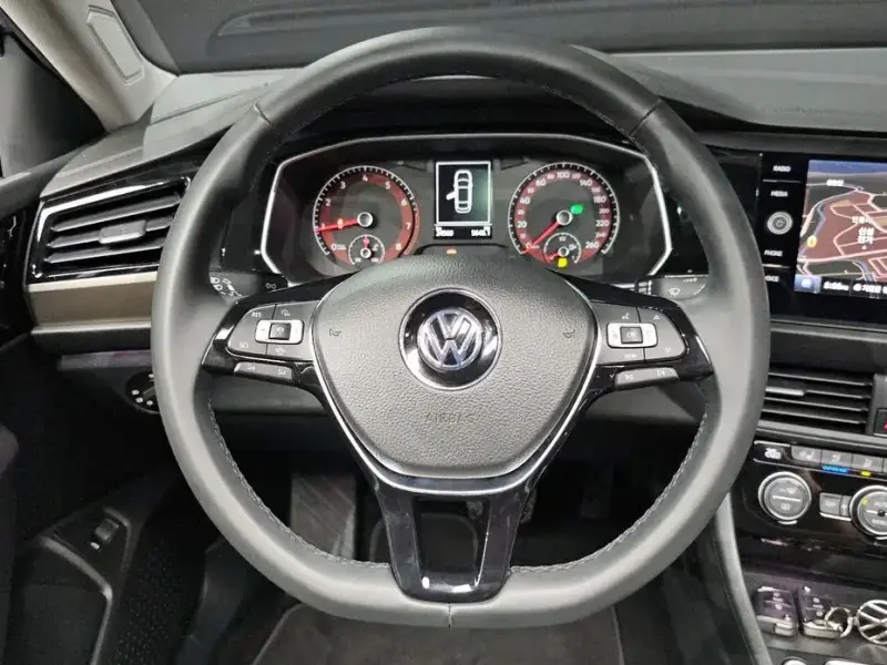 2020 Volkswagen Jetta с пробегом 24 560 км
