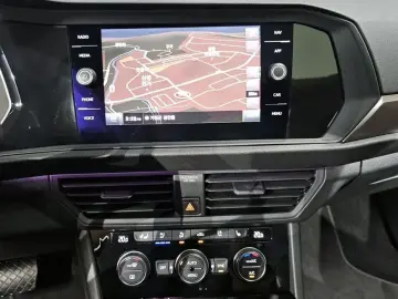 2020 Volkswagen Jetta с пробегом 24 560 км