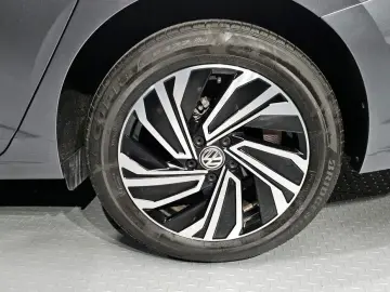 2020 Volkswagen Jetta с пробегом 24 560 км