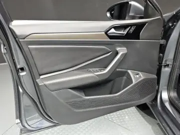 2020 Volkswagen Jetta с пробегом 24 560 км