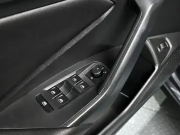 2020 Volkswagen Jetta с пробегом 24 560 км