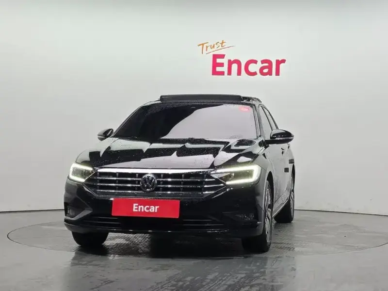 2021 Volkswagen Jetta с пробегом 52 645 км