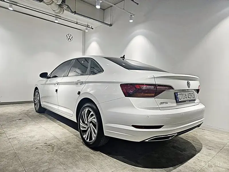 2021 Volkswagen Jetta с пробегом 24 809 км