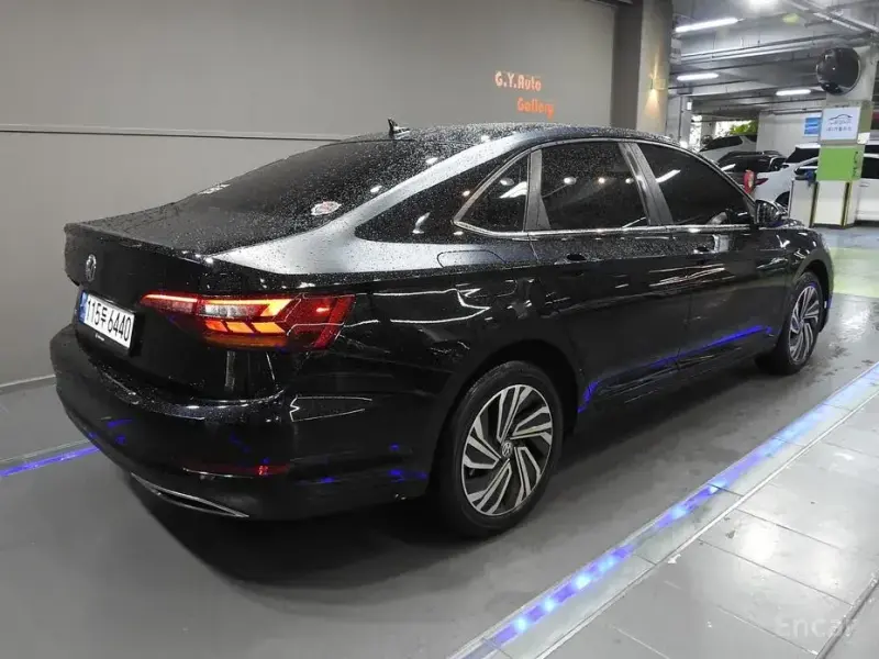2021 Volkswagen Jetta с пробегом 70 682 км