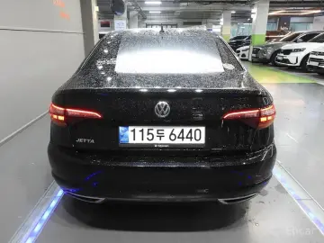 2021 Volkswagen Jetta с пробегом 70 682 км