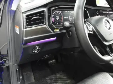 2021 Volkswagen Jetta с пробегом 70 682 км
