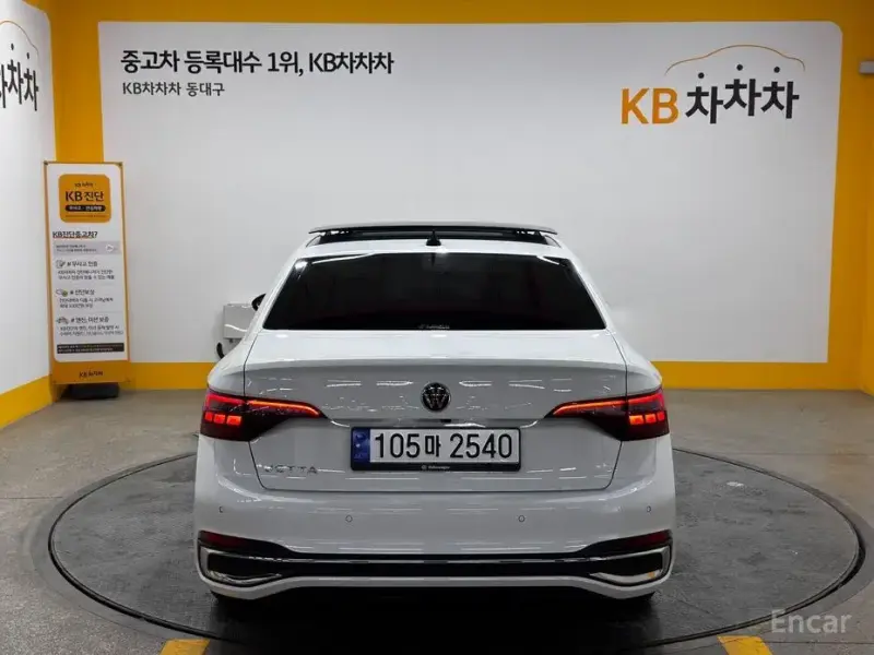 2023 Volkswagen Jetta с пробегом 39 804 км