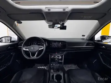 2023 Volkswagen Jetta с пробегом 39 804 км