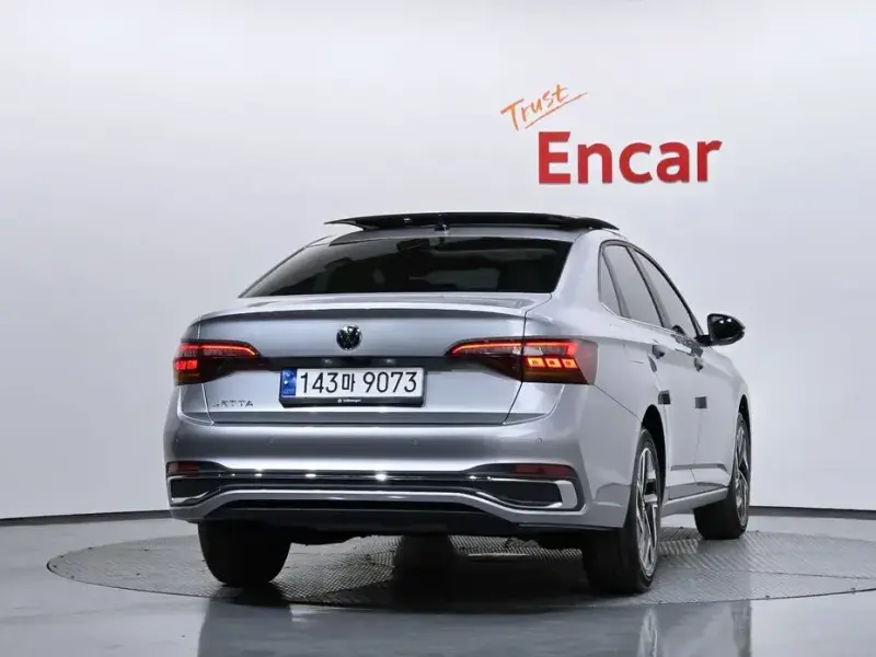 2023 Volkswagen Jetta с пробегом 14 754 км