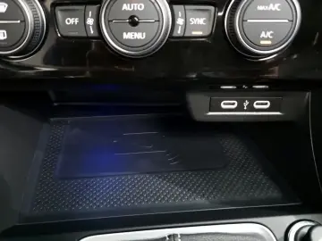2023 Volkswagen Jetta с пробегом 14 754 км