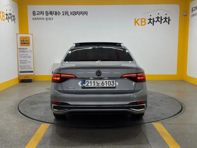 2023 Volkswagen Jetta с пробегом 33 309 км