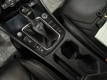 2023 Volkswagen Jetta с пробегом 33 309 км
