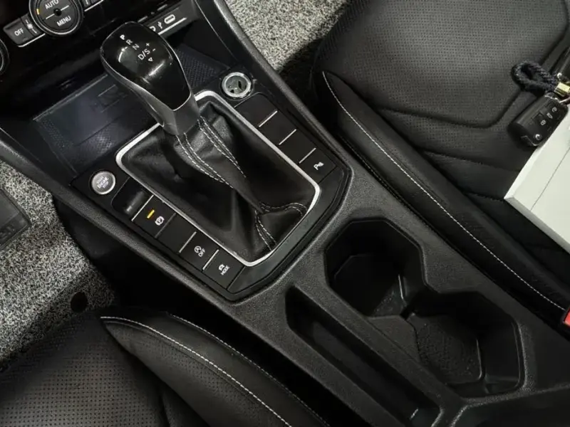 2023 Volkswagen Jetta с пробегом 33 309 км
