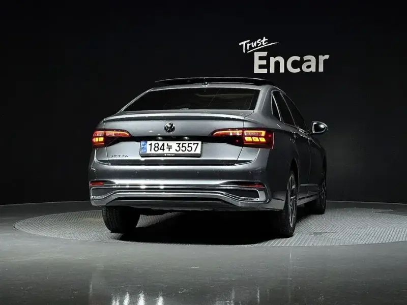 2024 Volkswagen Jetta с пробегом 28 047 км