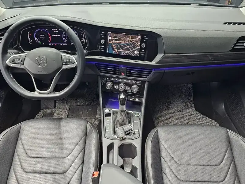 2024 Volkswagen Jetta с пробегом 28 047 км