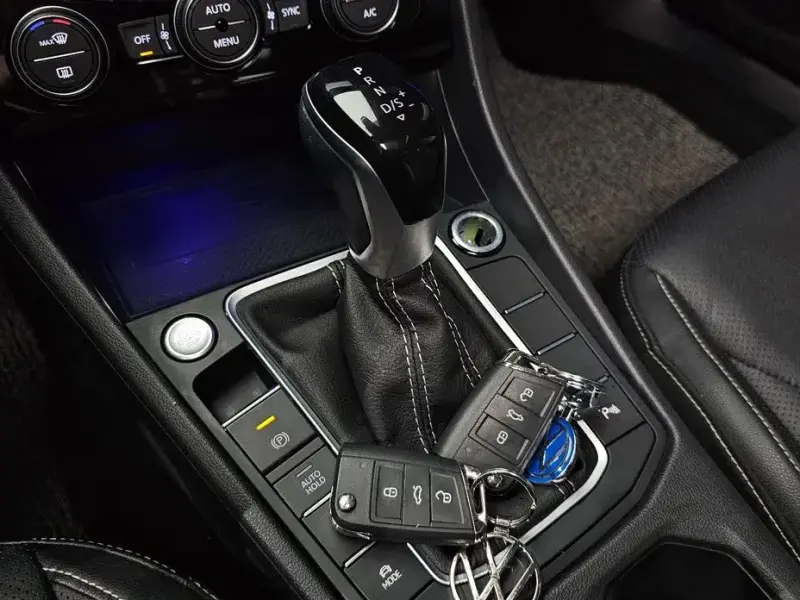2024 Volkswagen Jetta с пробегом 28 047 км