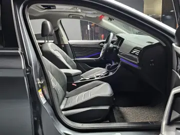 2024 Volkswagen Jetta с пробегом 28 047 км