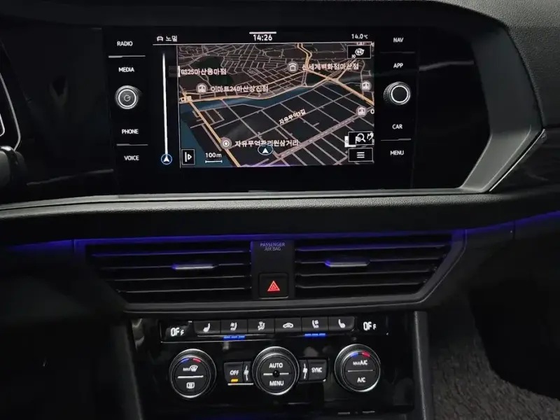 2024 Volkswagen Jetta с пробегом 28 047 км