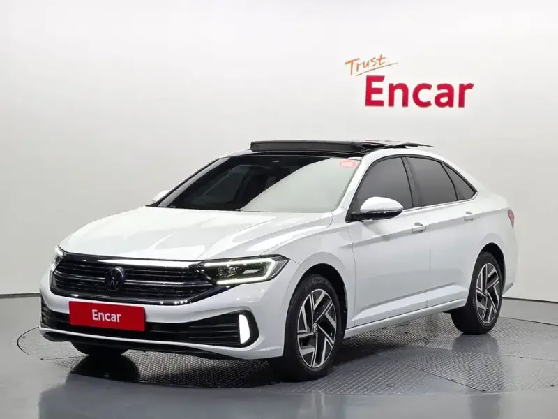 2022 Volkswagen Jetta с пробегом 48 031 км