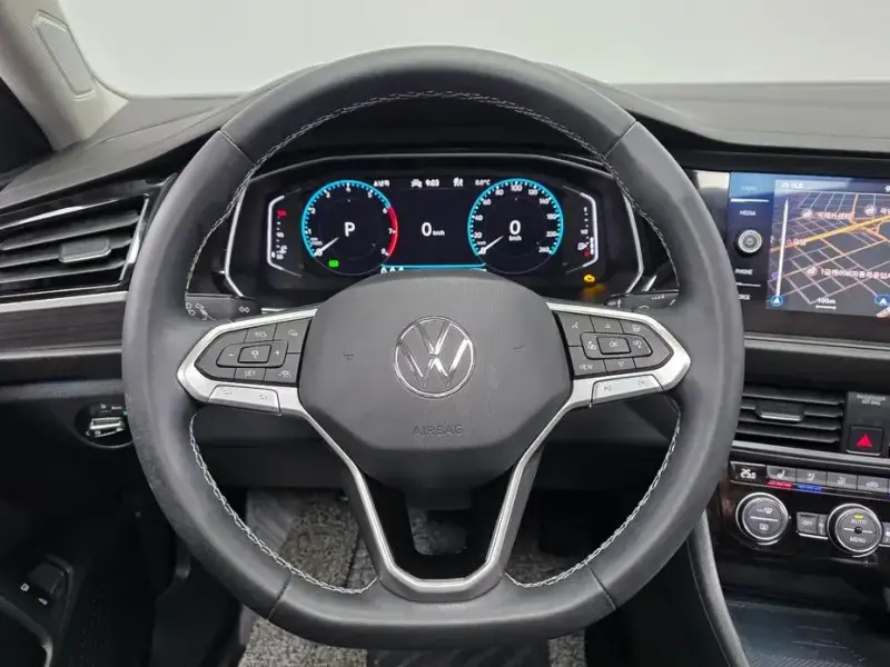 2022 Volkswagen Jetta с пробегом 48 031 км