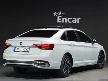 2022 Volkswagen Jetta с пробегом 54 327 км