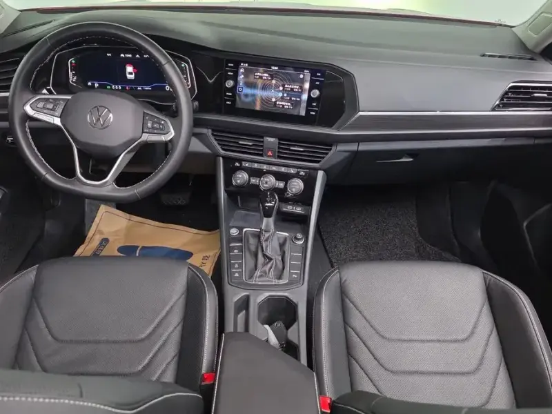 2024 Volkswagen Jetta с пробегом 11 606 км