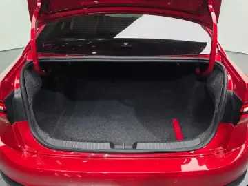 2024 Volkswagen Jetta с пробегом 11 606 км